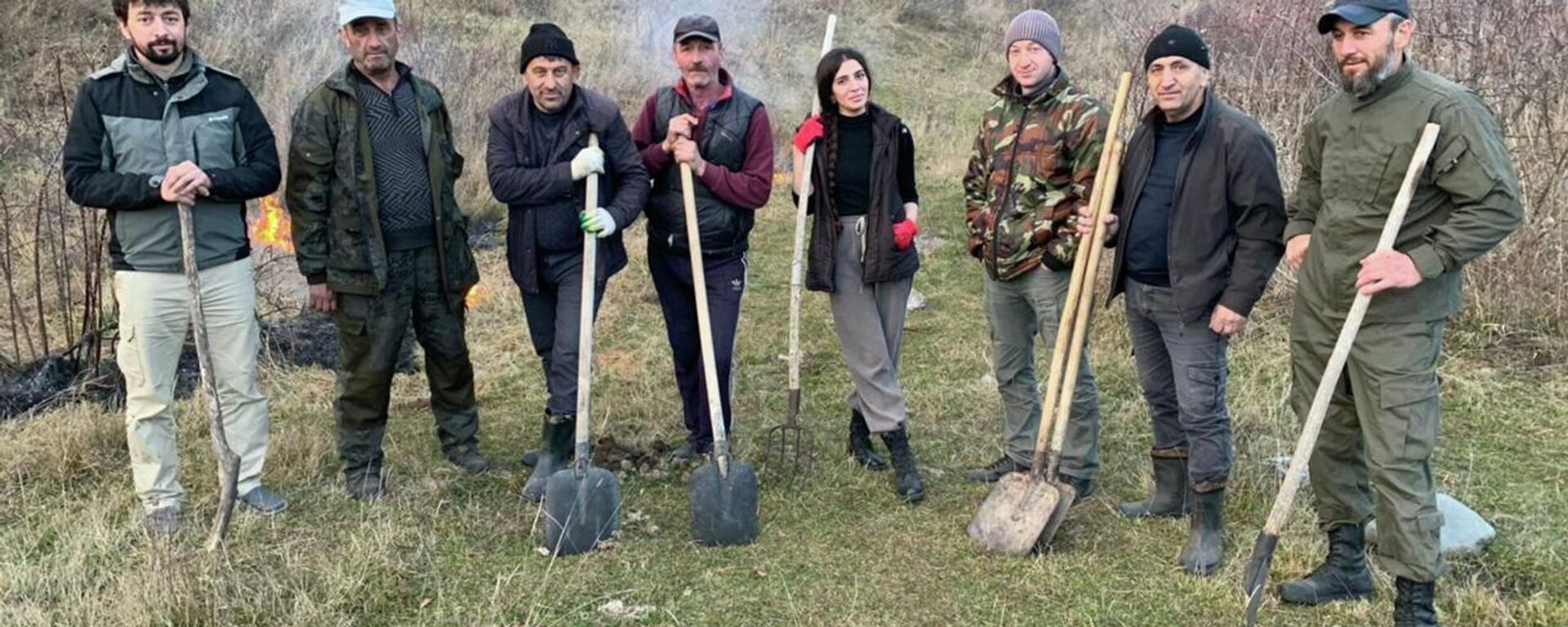 Дзерасса Багаева (в центре) - Sputnik Южная Осетия, 1920, 07.12.2025