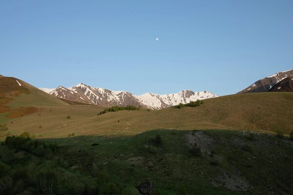 Горы Южной Осетии Горы Южной Осетии - Sputnik Южная Осетия