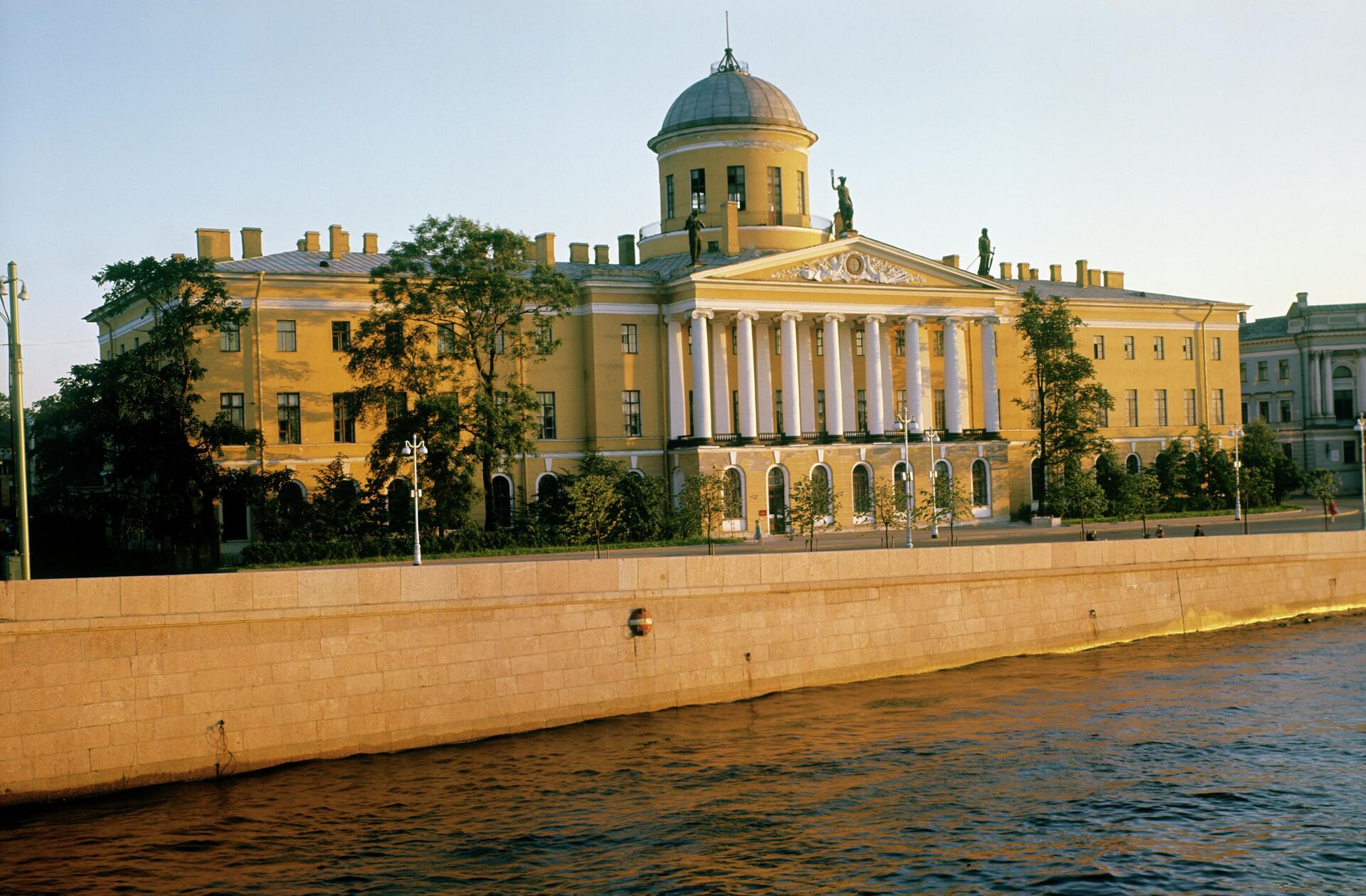 Пушкинский дом - Sputnik Южная Осетия, 1920, 13.12.2025