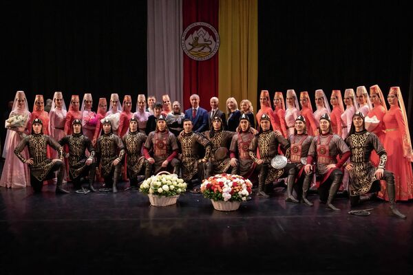 Совместный концерт ансамблей Симд и Алан в Южной Осетии - Sputnik Южная Осетия