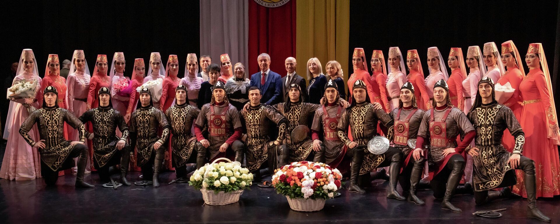 Совместный концерт ансамблей Симд и Алан в Южной Осетии - Sputnik Южная Осетия, 1920, 17.12.2025