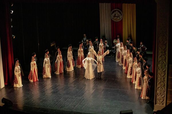 Совместный концерт ансамблей Симд и Алан в Южной Осетии - Sputnik Южная Осетия