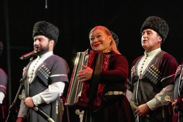 Совместный концерт ансамблей Симд и Алан в Южной Осетии - Sputnik Южная Осетия