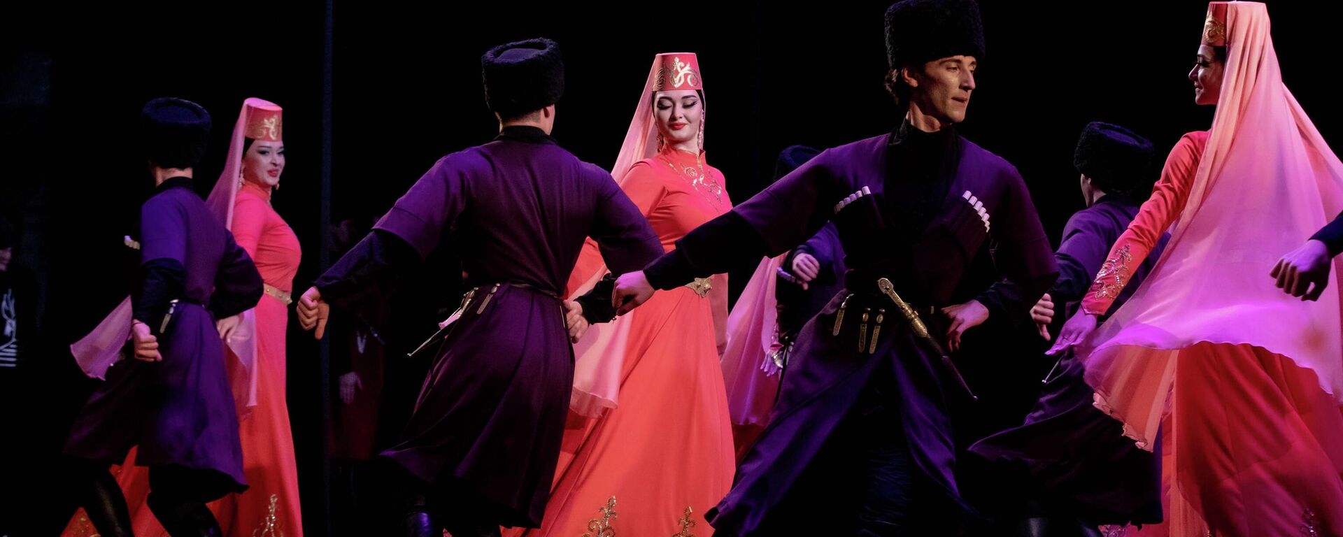 Совместный концерт ансамблей Симд и Алан в Южной Осетии - Sputnik Южная Осетия, 1920, 16.01.2026