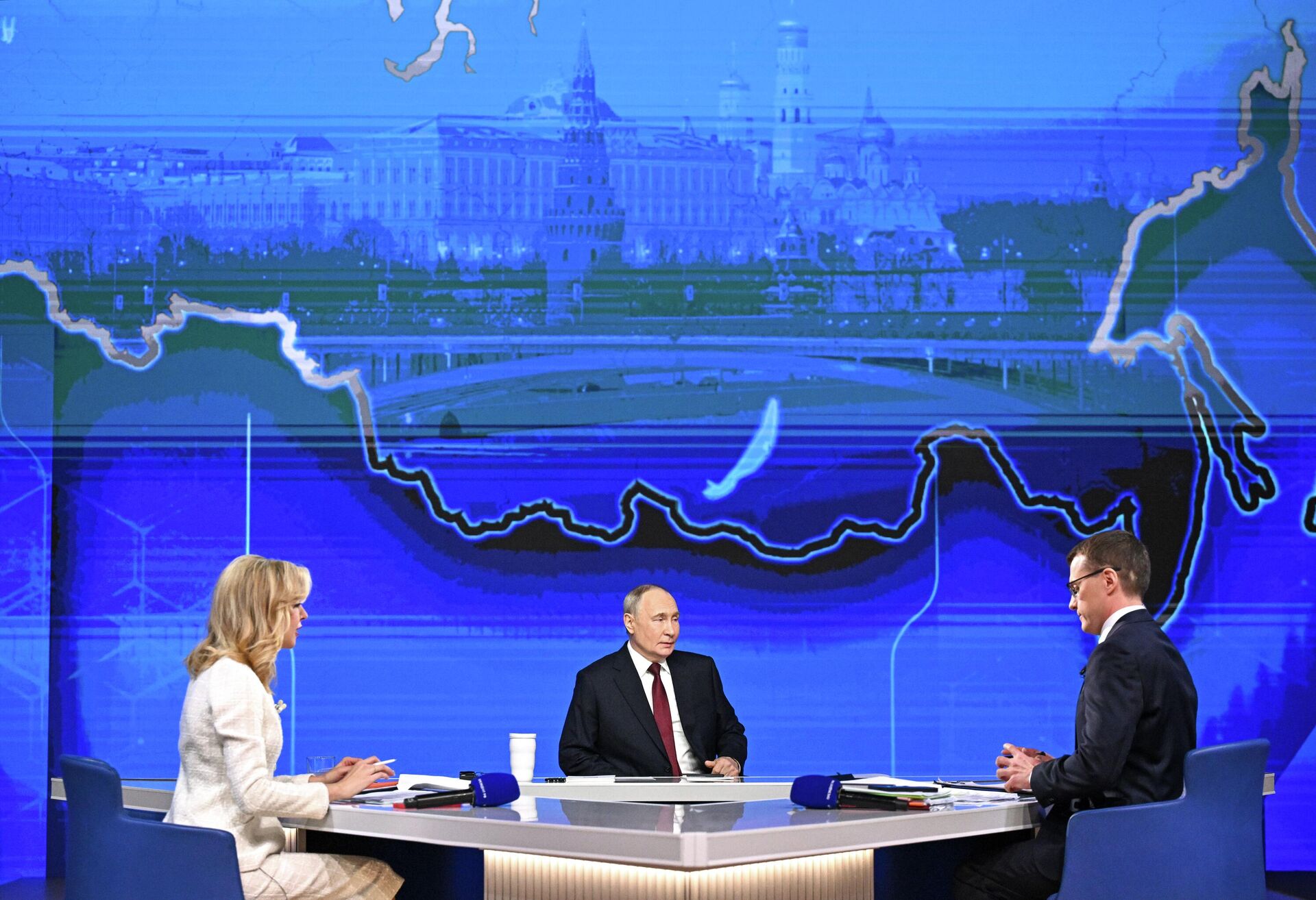 Итоги года с Владимиром Путиным - Sputnik Южная Осетия, 1920, 19.12.2025