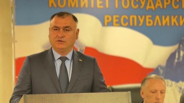 Алан Гаглоев поздравил сотрудников КГБ Южной Осетии с профессиональным праздником  - Sputnik Южная Осетия