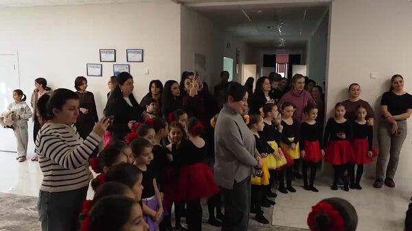 Хореографическая школа-студия провела первый открытый урок в новом здании в Цхинвале - Sputnik Южная Осетия