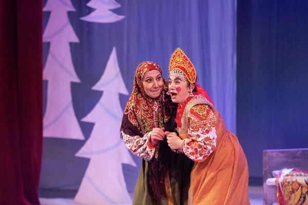 Посольство РФ в РЮО организовало праздничное мероприятие для детей в Цхинвале Посольство РФ в РЮО организовало праздничное мероприятие для детей в Цхинвале - Sputnik Южная Осетия