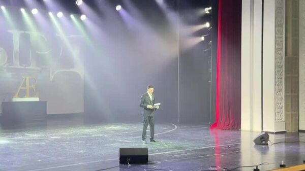 В Цхинвале стартовал финальный этап конкурса осетинской поэзии и прозы Дзырд - Sputnik Южная Осетия