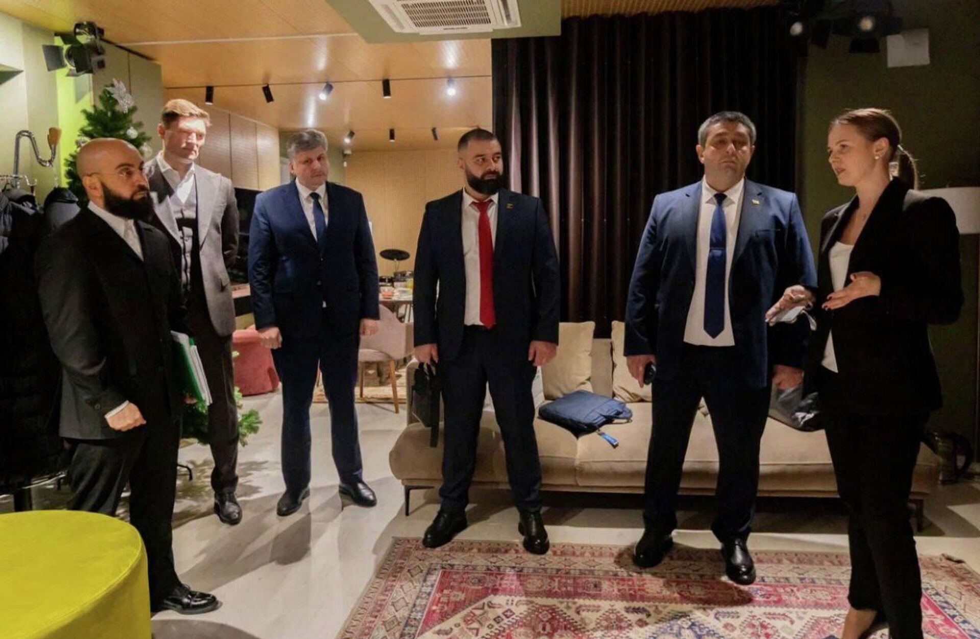 Встреча представителей РЮО и фонда Защитники Отечества РФ - Sputnik Южная Осетия, 1920, 23.12.2025