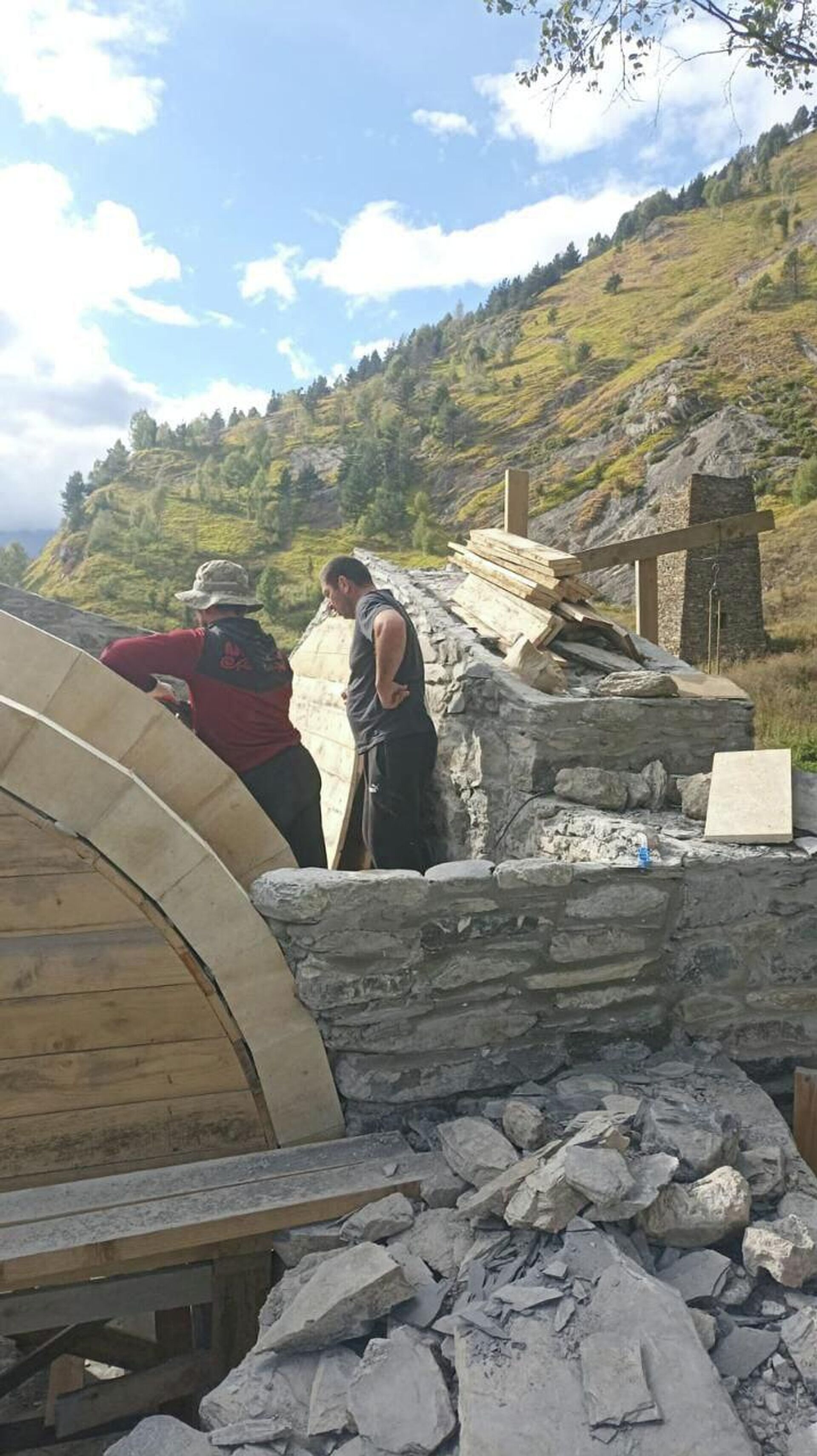 Восстановление храма Святого Георгия в Тлийском ущелье Южной Осетии - Sputnik Южная Осетия, 1920, 23.12.2025