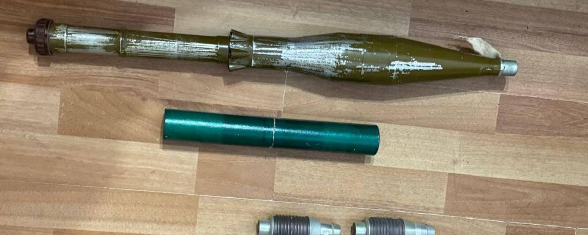 Боеприпасы от гранатомета - Sputnik Южная Осетия, 1920, 25.12.2025