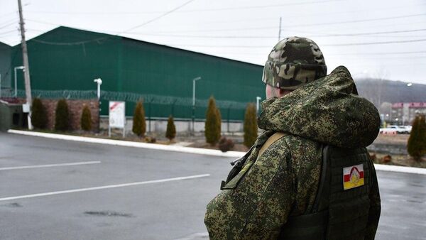 Военнослужащий Минобороны Южной Осетии  - Sputnik Южная Осетия