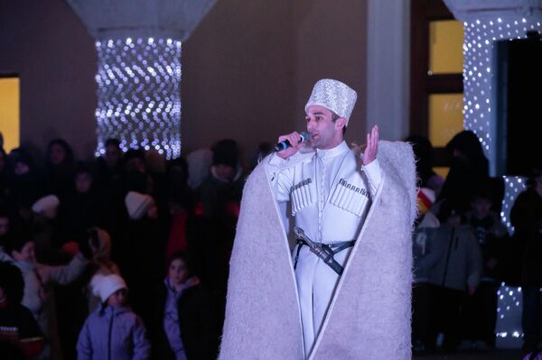 Открытие главной елки в Цхинвале - Sputnik Южная Осетия