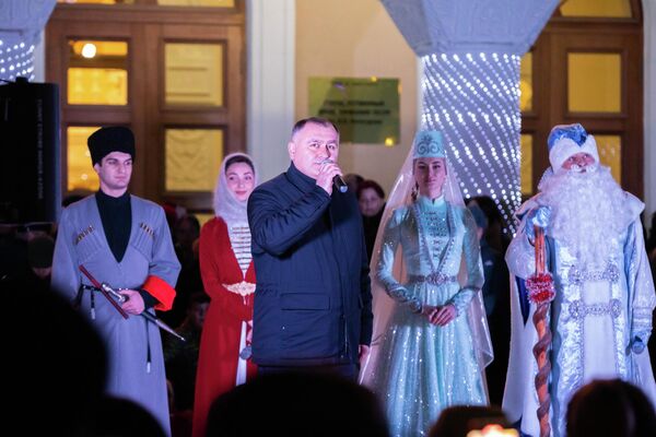 Открытие главной елки в Цхинвале - Sputnik Южная Осетия