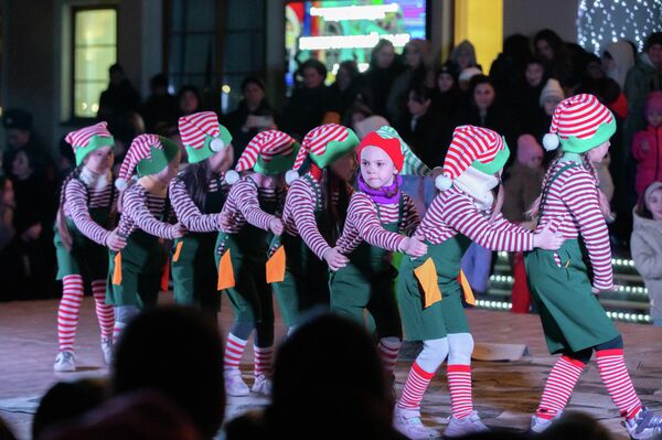 Открытие главной елки в Цхинвале - Sputnik Южная Осетия