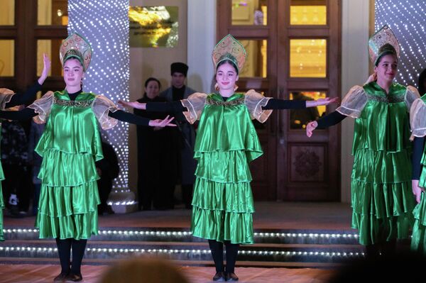 Открытие главной елки в Цхинвале - Sputnik Южная Осетия