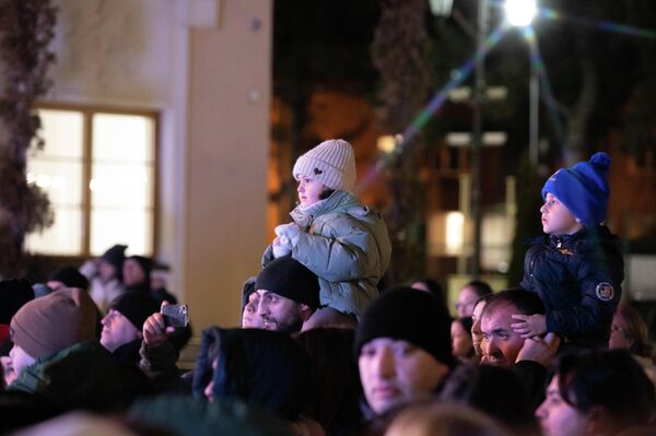 Открытие главной елки в Цхинвале - Sputnik Южная Осетия