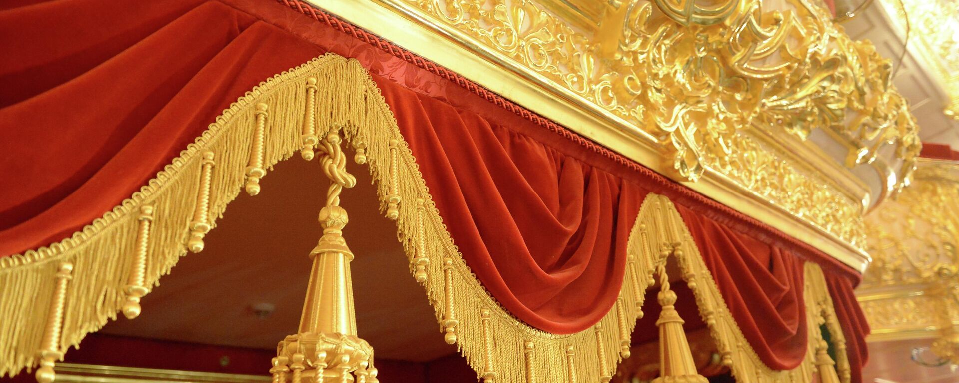 Занавес в театре - Sputnik Южная Осетия, 1920, 26.03.2026