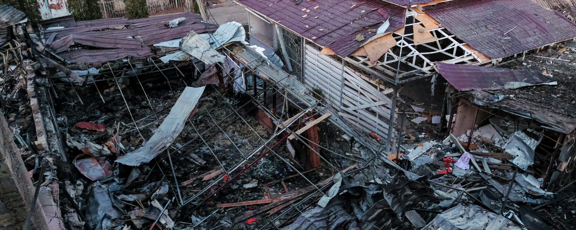 Последствия атаки БПЛА ВСУ на поселок Хорлы в Херсонской области - Sputnik Южная Осетия, 1920, 02.01.2026