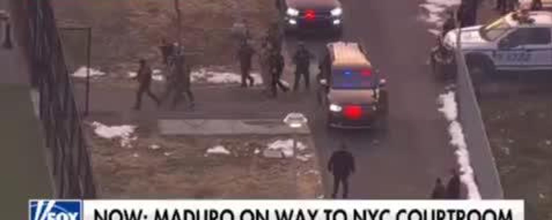 Захваченного американцами хромающего президента Венесуэлы Николаса Мадуро под усиленной охраной доставили в суд в Нью-Йорке - Sputnik Южная Осетия, 1920, 05.01.2026