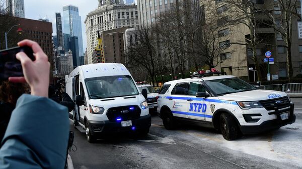 Кортеж автомобилей с похищенным США президентом Венесуэлы Николасом Мадуро - Sputnik Южная Осетия