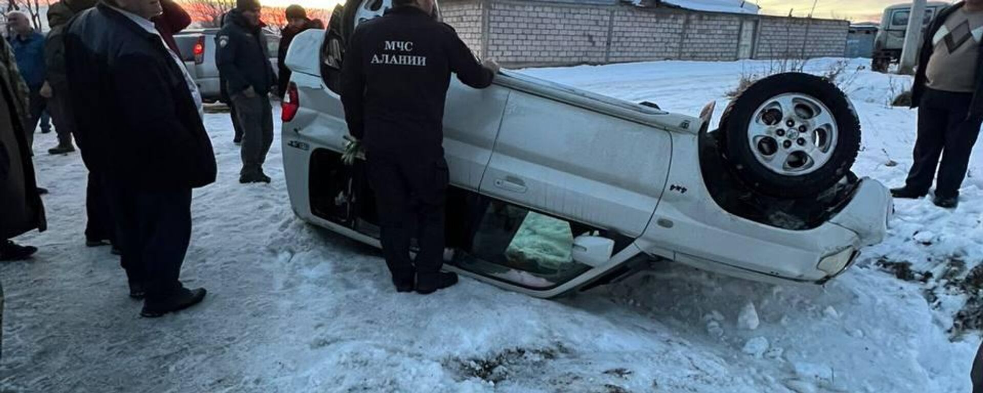 Последствия ДТП в селе Прис  - Sputnik Южная Осетия, 1920, 06.01.2026