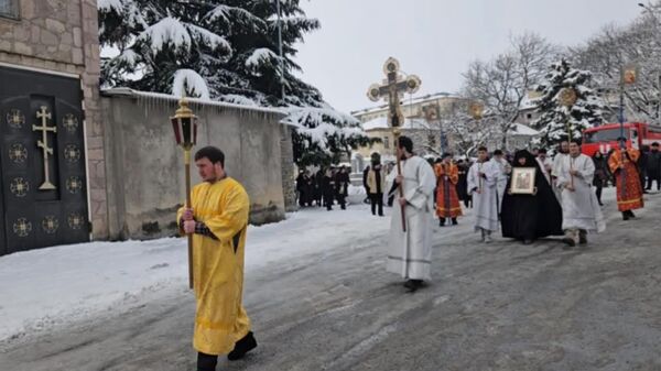 В Южной Осетии отметили Крещение Господне - Sputnik Южная Осетия