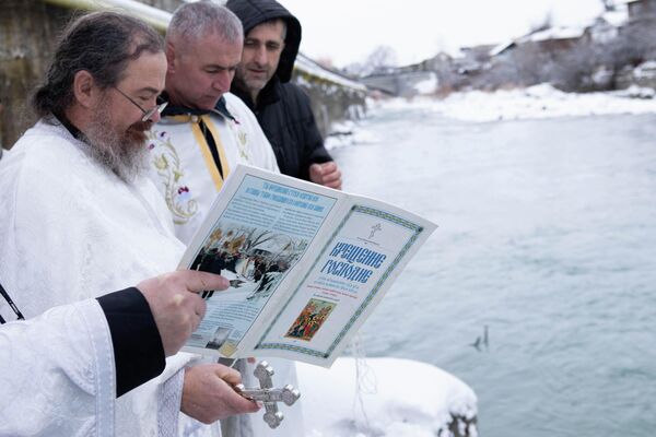 Крещение в Южной Осетии - Sputnik Южная Осетия