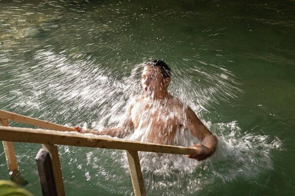 Крещение в Южной Осетии - Sputnik Южная Осетия