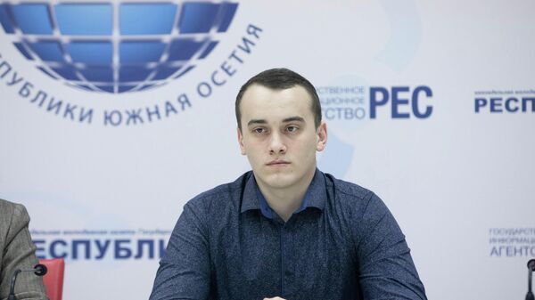 Студент ЮОГУ Роман Гобозов - Sputnik Южная Осетия