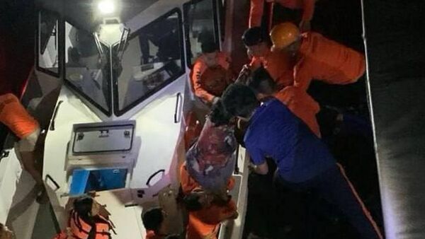 На юге Филиппин затонул паром: 7 погибших, 215 спасены - Sputnik Южная Осетия