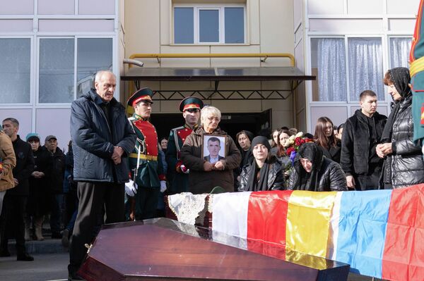 Похороны участника СВО Анатолия Джиоева - Sputnik Южная Осетия