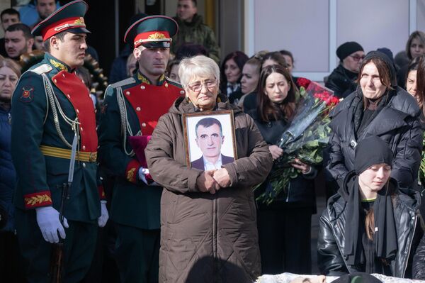 Похороны участника СВО Анатолия Джиоева - Sputnik Южная Осетия