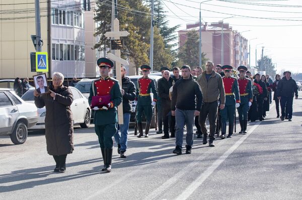 Похороны участника СВО Анатолия Джиоева - Sputnik Южная Осетия