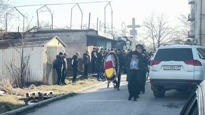 В Цхинвале проводили в последний путь бойца, погибшего в ходе СВО