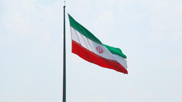 Флаг Исламской Республики Иран в Тегеране - Sputnik Южная Осетия