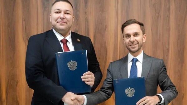 Алан Тибилов и Максим Древаль - Sputnik Южная Осетия