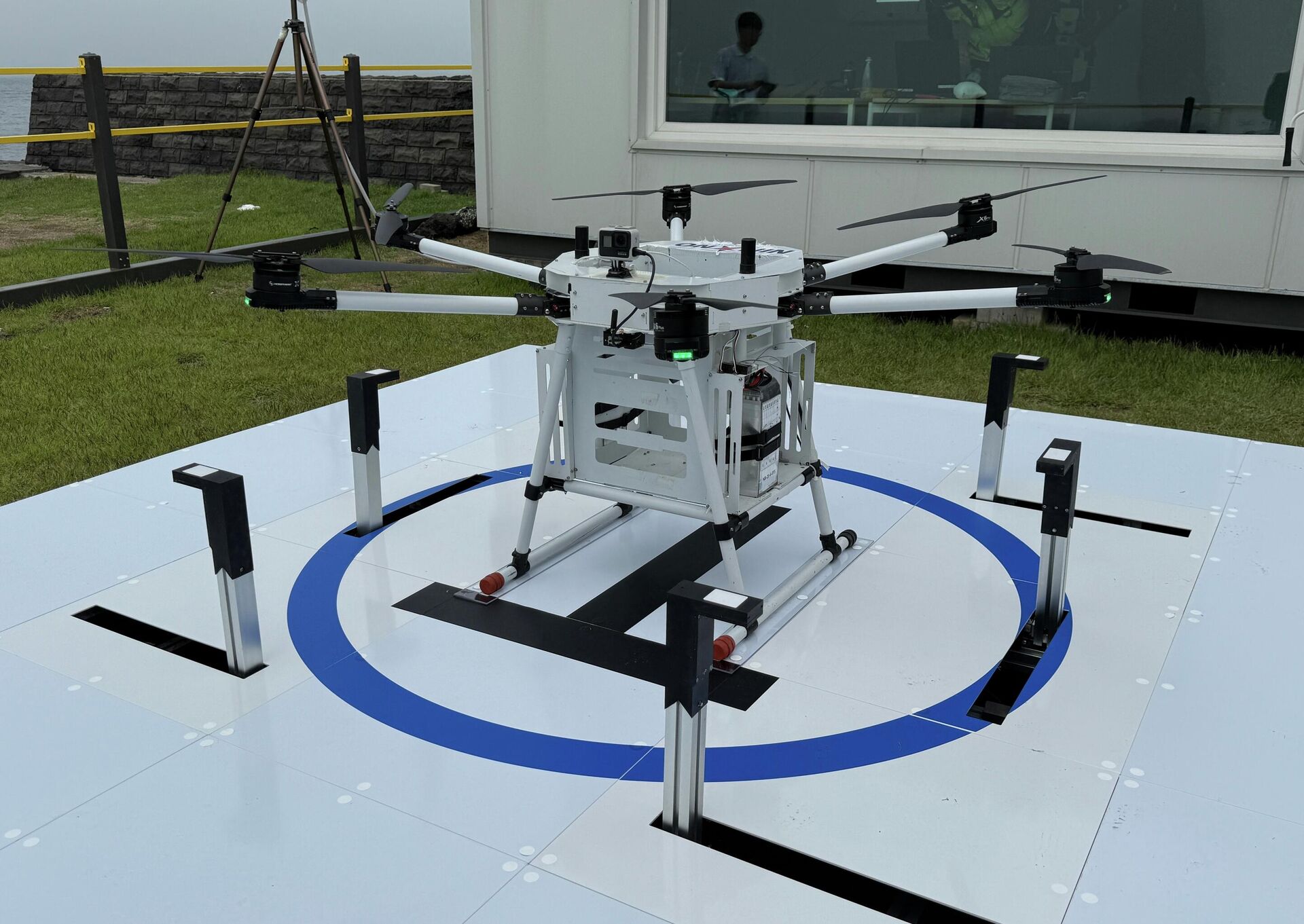 Дрон для доставки еды. Архивное фото  - Sputnik Южная Осетия, 1920, 03.02.2026