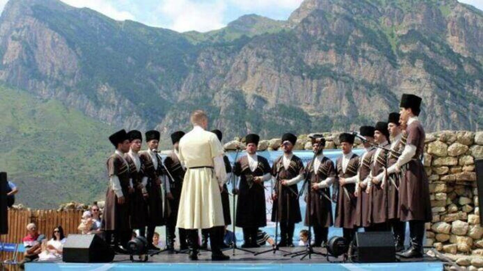 Мужской хор при президенте Южной Осетии - Sputnik Южная Осетия, 1920, 04.02.2026