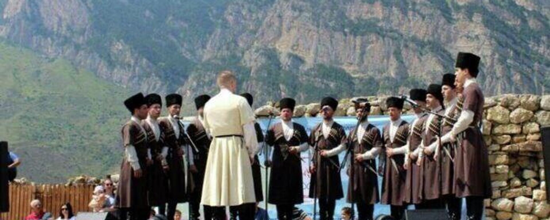 Мужской хор при президенте Южной Осетии - Sputnik Южная Осетия, 1920, 10.04.2026