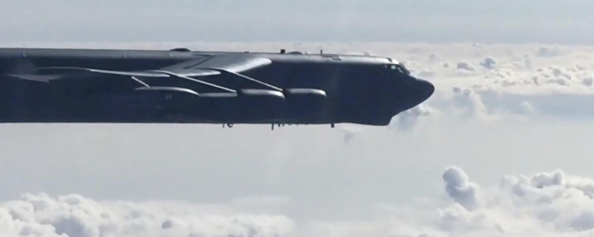 Американский стратегический бомбардировщик Boeing B-52H Stratofortress. Архивное фото  - Sputnik Южная Осетия, 1920, 05.02.2026