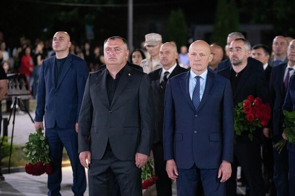 Алан Гаглоев и посол РФ в РЮО Марат Кулахметов - Sputnik Южная Осетия