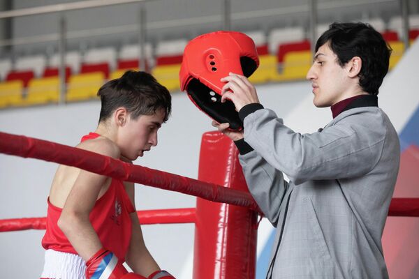 Первенство РЮО по боксу среди юношей и юниоров памяти кавалера ордена "Уацамонга", мастера спорта СССР по боксу Джамболата Кокоева - Sputnik Южная Осетия