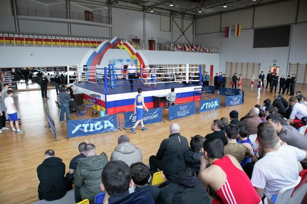 Первенство РЮО по боксу среди юношей и юниоров памяти кавалера ордена "Уацамонга", мастера спорта СССР по боксу Джамболата Кокоева - Sputnik Южная Осетия