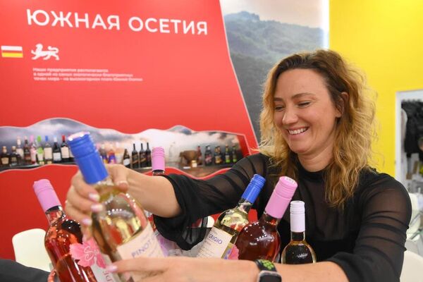 Национальный стенд Южной Осетии на выставке Продэкспо 2026  - Sputnik Южная Осетия