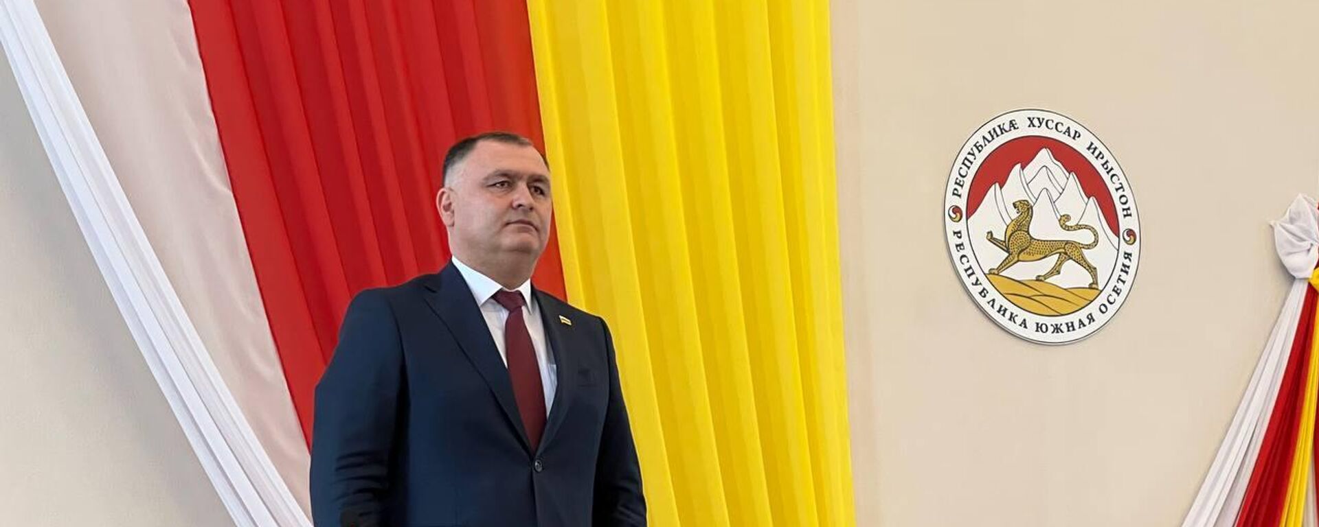 Президент Алан Гаглоев на сессии парламента Южной Осетии  - Sputnik Южная Осетия, 1920, 11.02.2026