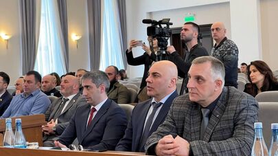 Сессия парламента Южной Осетии