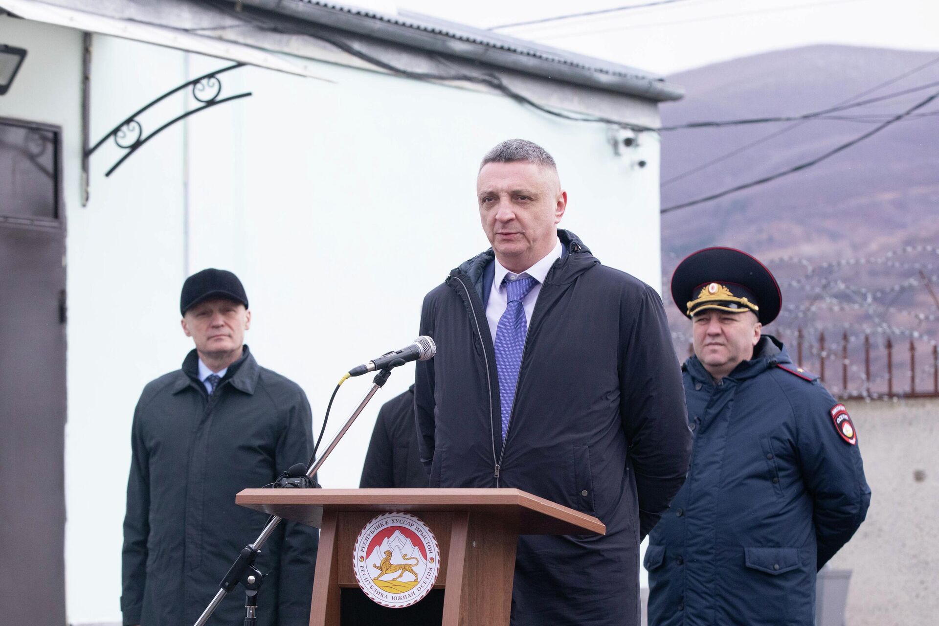 Открытие пункта выдачи внутрироссийских паспортов - Sputnik Южная Осетия, 1920, 13.02.2026