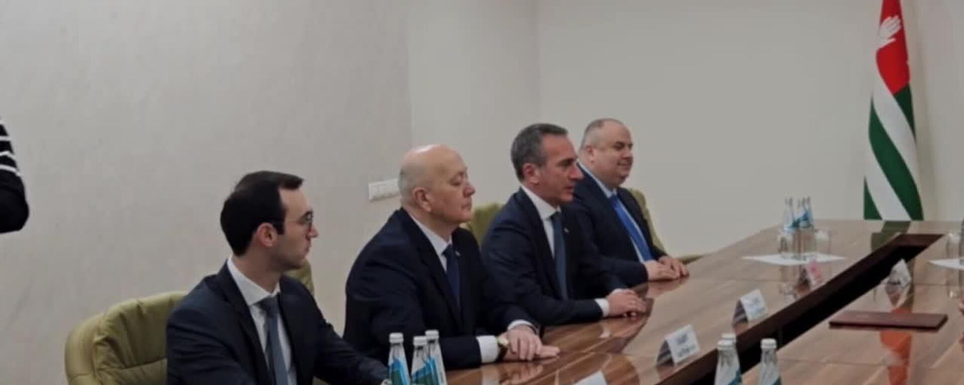 Олег Барциц: в Южной Осетии мы чувствуем себя как у настоящих братьев - Sputnik Южная Осетия, 1920, 17.02.2026